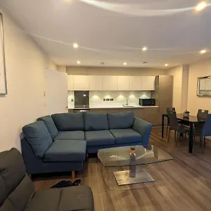  Apartment 2 Bedroom Flat