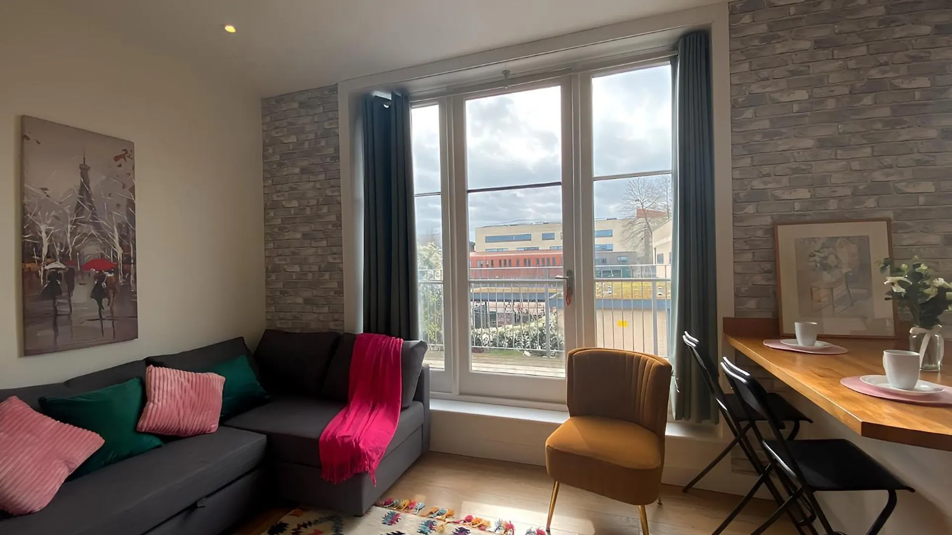 Cambridge Stays Diamond 2Br Apartment-Central-Parking-Walk To City & Train Station United Kingdom